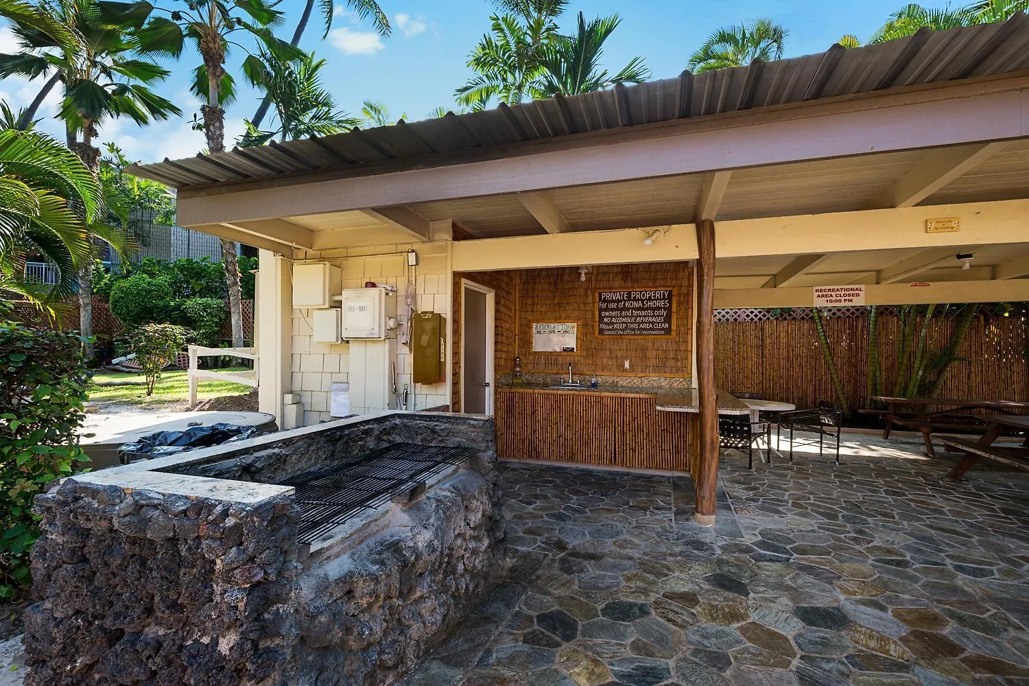 Kona Shores 221 Stvr #19-390879 Kailua-Kona 0*,